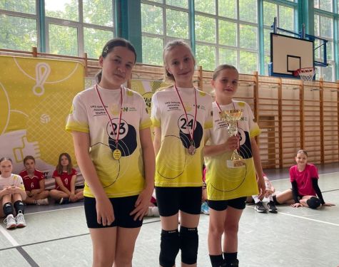 Volleymania Janowice klasy V 4  1  4376
