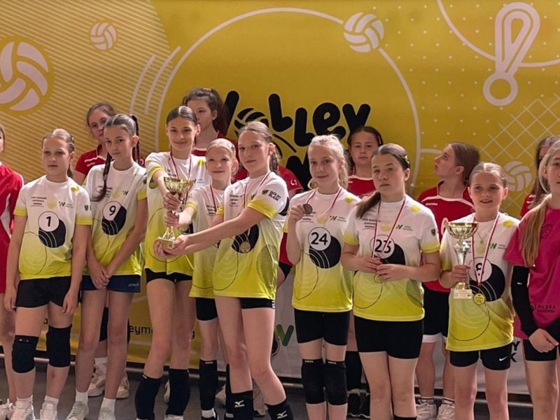 Volleymania Janowice klasy V 5 4378