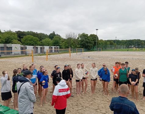 pilka plazowa Dolny Slask 4574 pilka plazowa Dolny Slask 4574