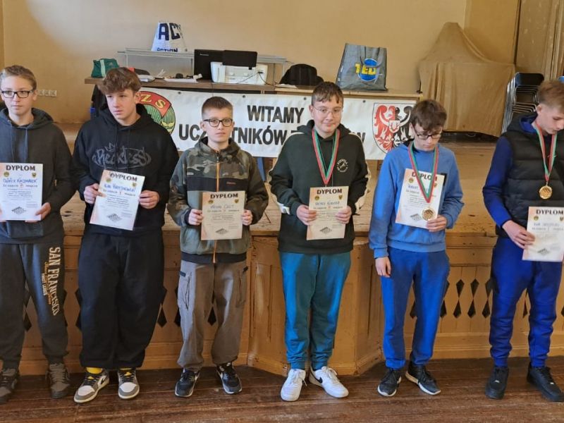 Warcaby polowe strefa 2025 8 5067