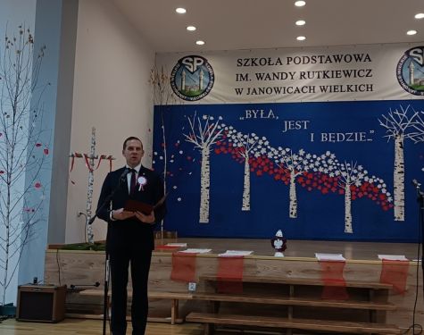 IMG 131719 Easy Resize.com 5204