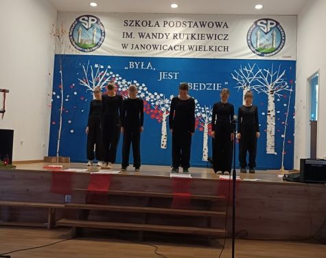 IMG 142208 Easy Resize.com 5232